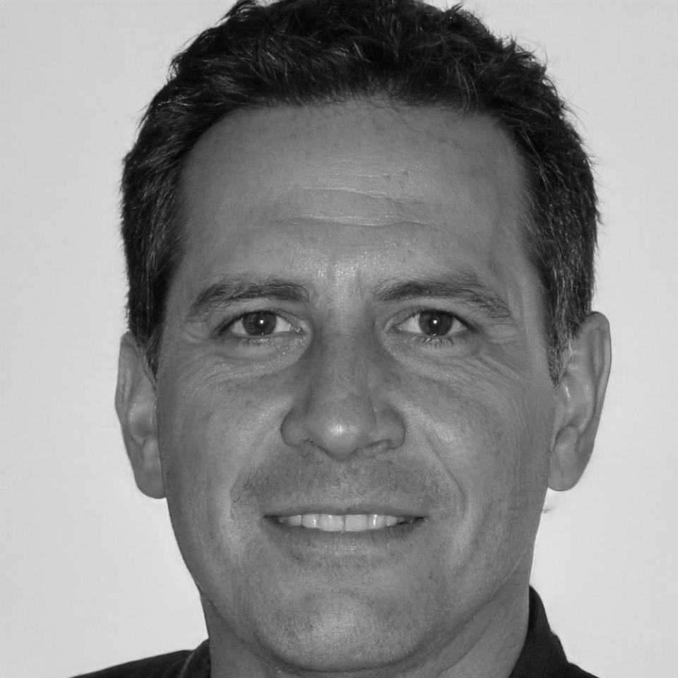 Dr. Cornelius Bergmann
